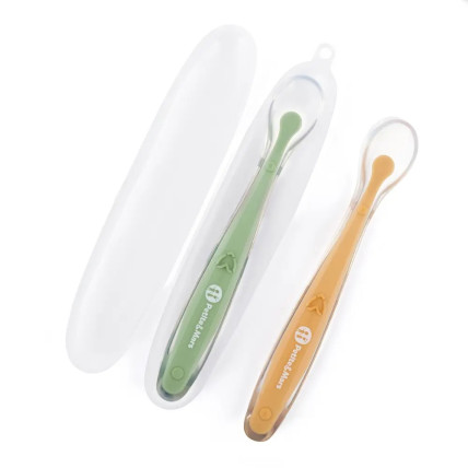 Petite&Mars Silikoninių šaukštelių rinkinys su dėklu Petite&Mars Silikoninių šaukštelių rinkinys su dėklu